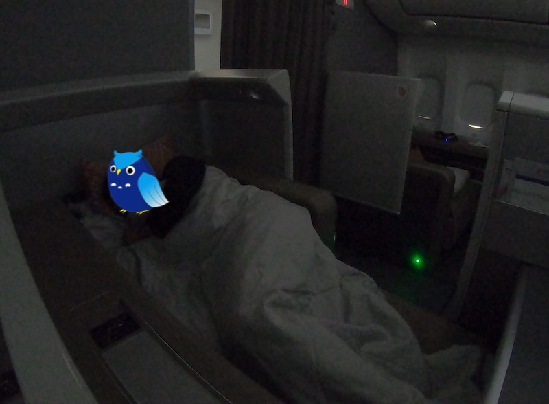 中国国際航空のB747-8ファーストクラスの睡眠